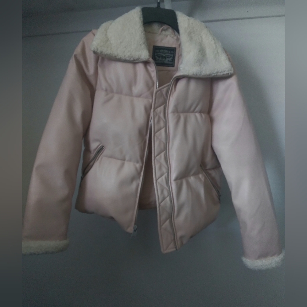 Levi's puffy Jacket
